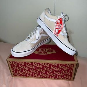 *Brand New* Old Skool Vans in Turtledove color